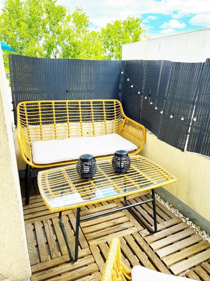 Apartament Charme Et Douceur By Uta House Saint-Denis  Zewnętrze zdjęcie